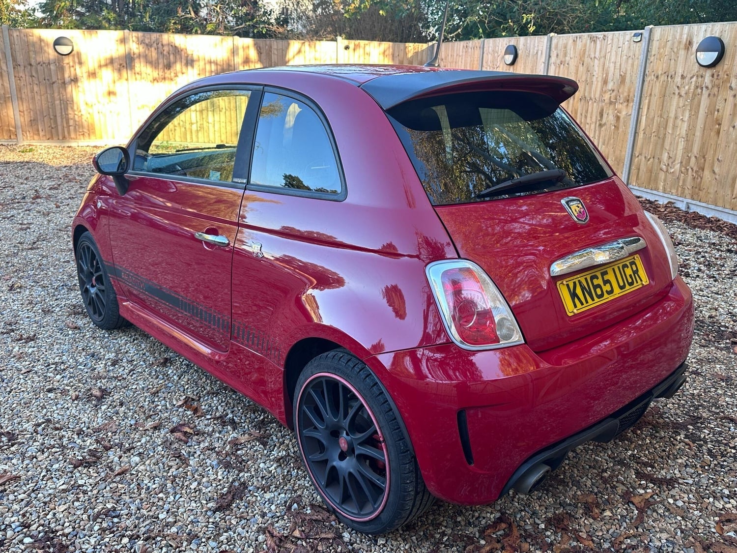 [ berth ]Abarth 595
