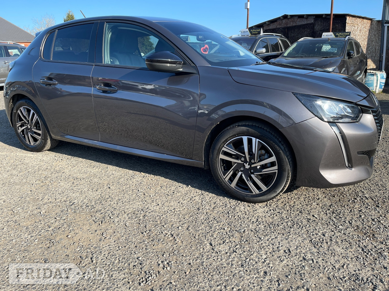 [ berth ]Peugeot 208