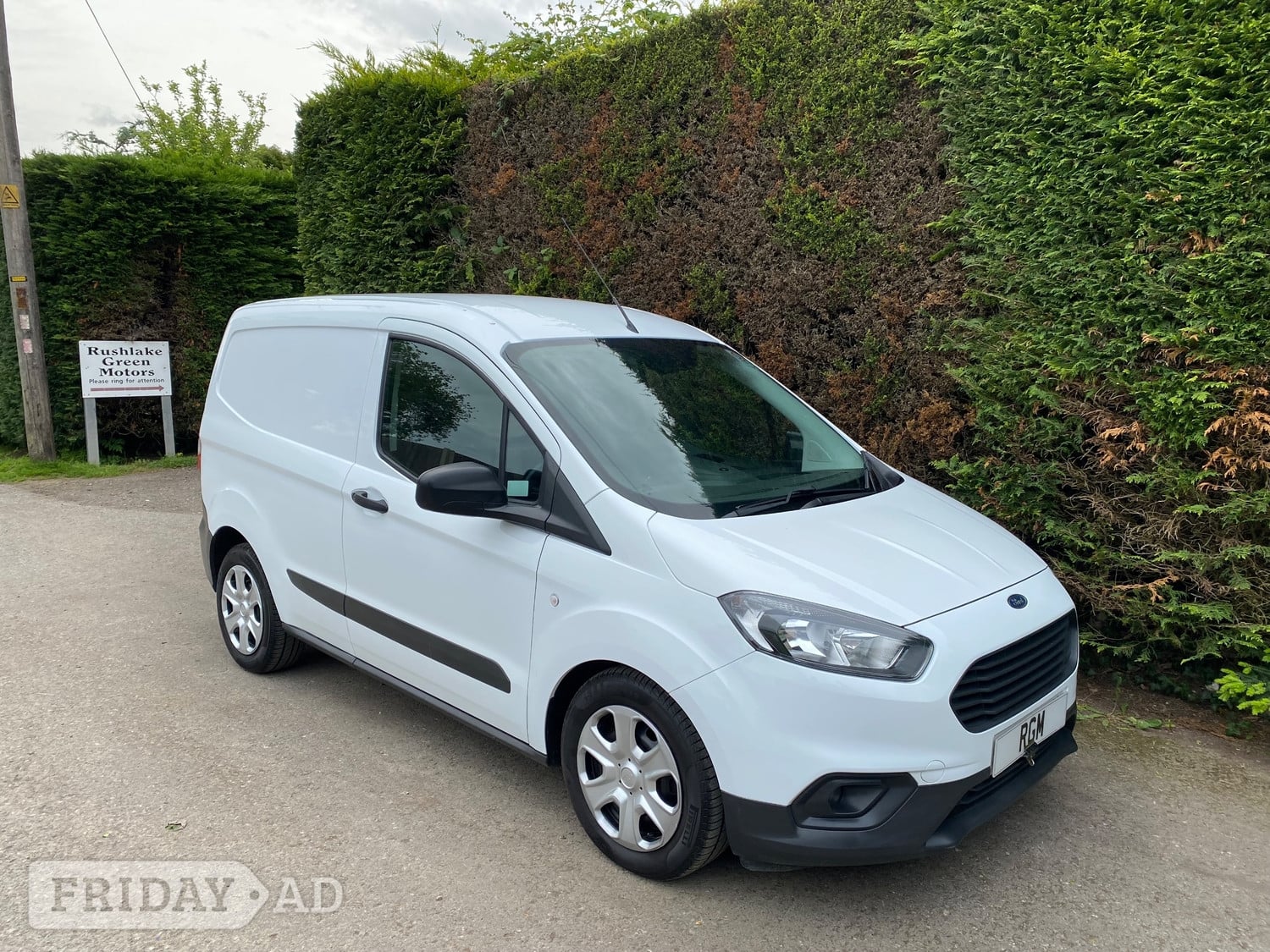 Ford Transit Courier 2020 in Heathfield