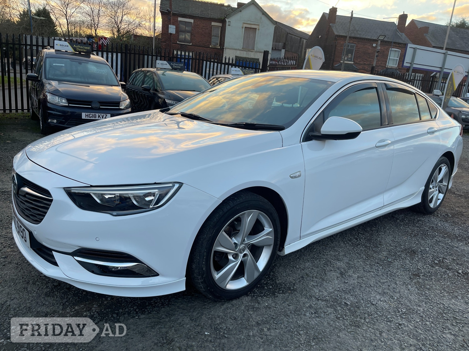 [ berth ]Vauxhall Insignia