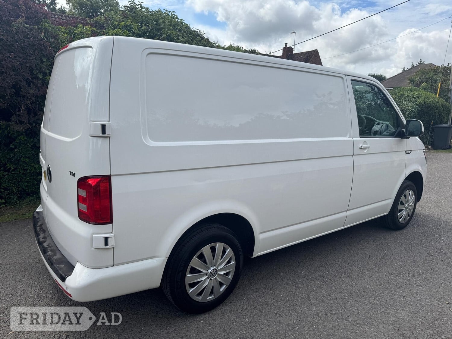 Volkswagen Transporter 2017 - Vans & Commercial Vehicles in High Wycombe