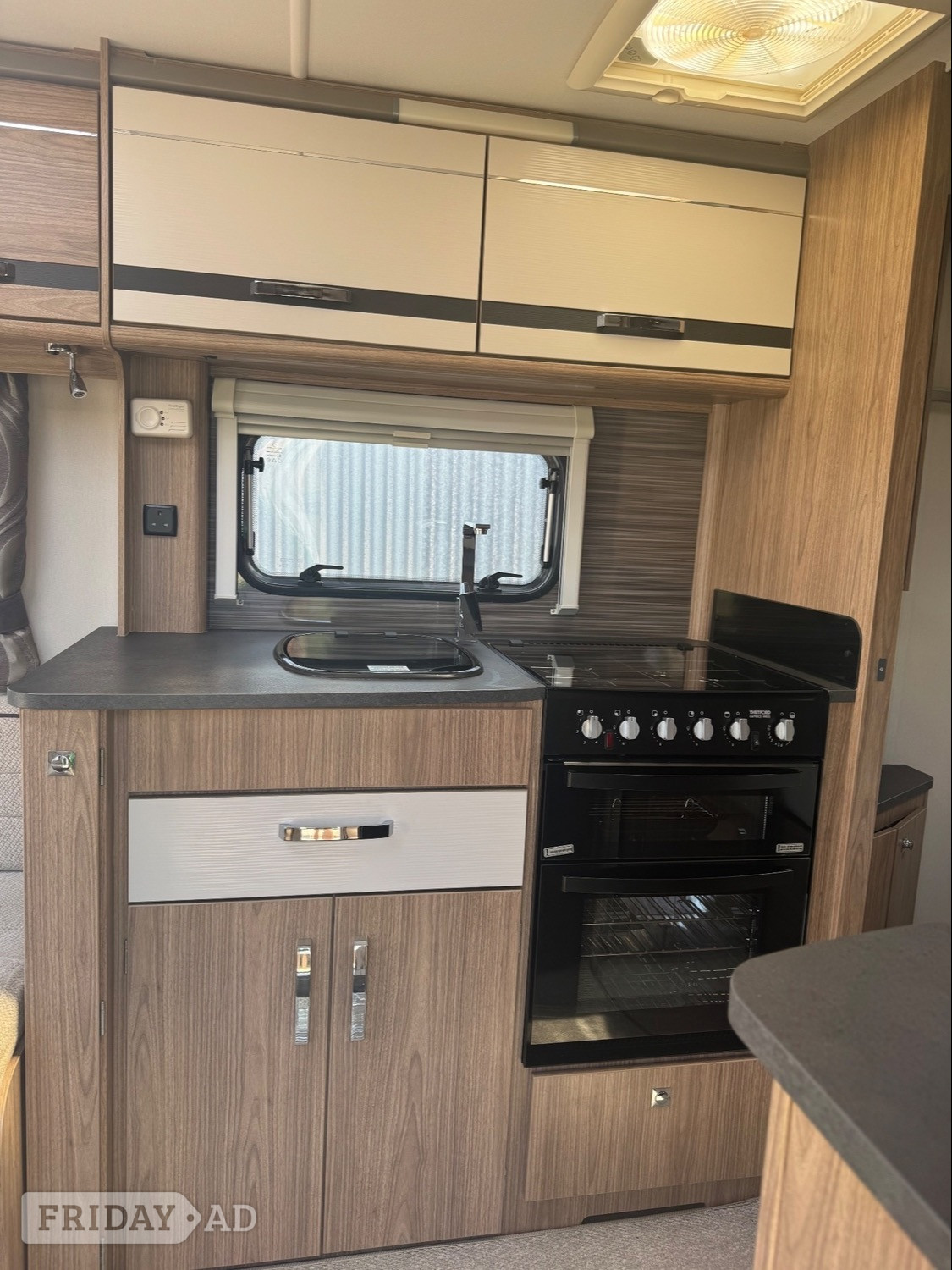 Coachman Pastiche 575 Canterbury