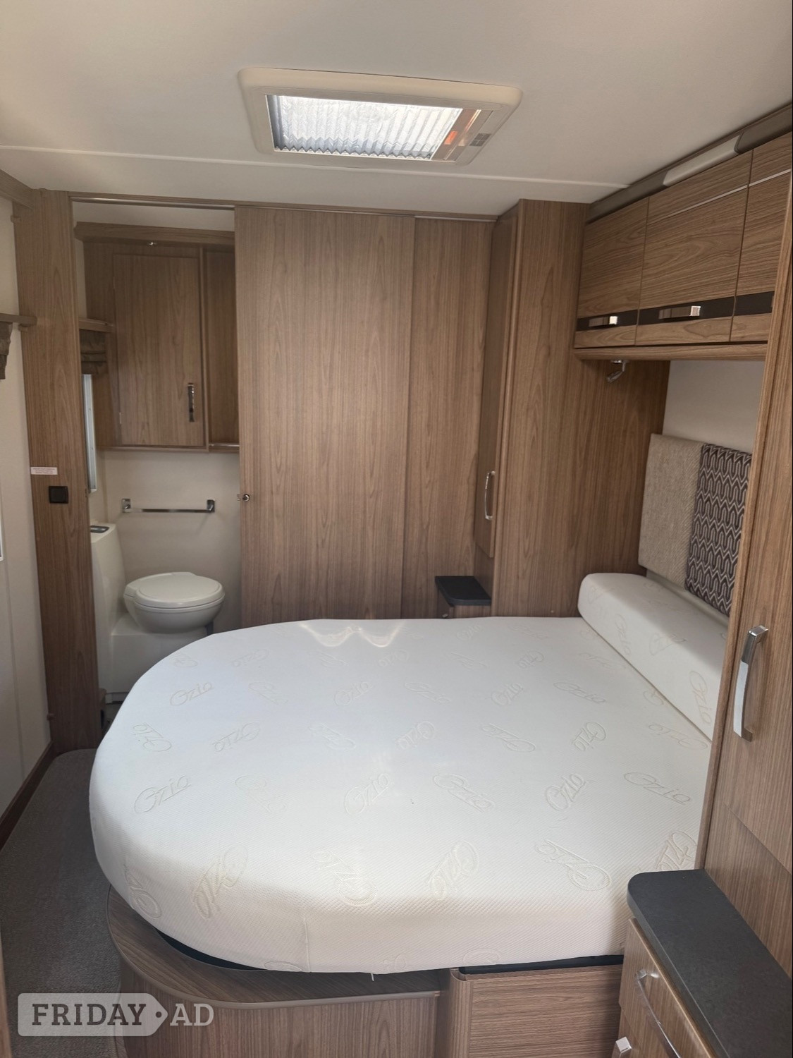 [ berth ]Coachman Pastiche 575