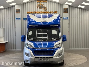 Wildtrack Ultimate Stallion Race II Peugeot Horsebox