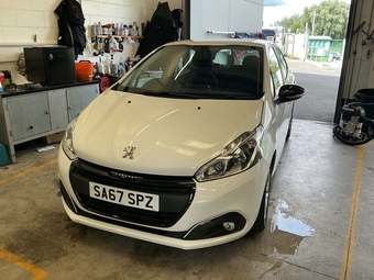 Peugeot 208 2017