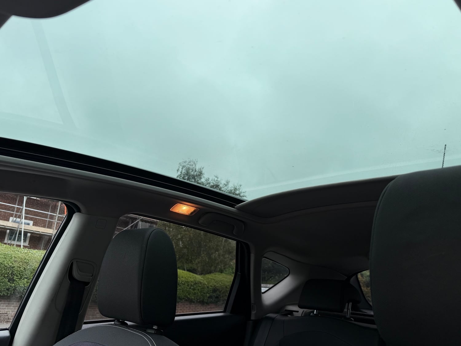 Nissan Qashqai 2012 - Cars