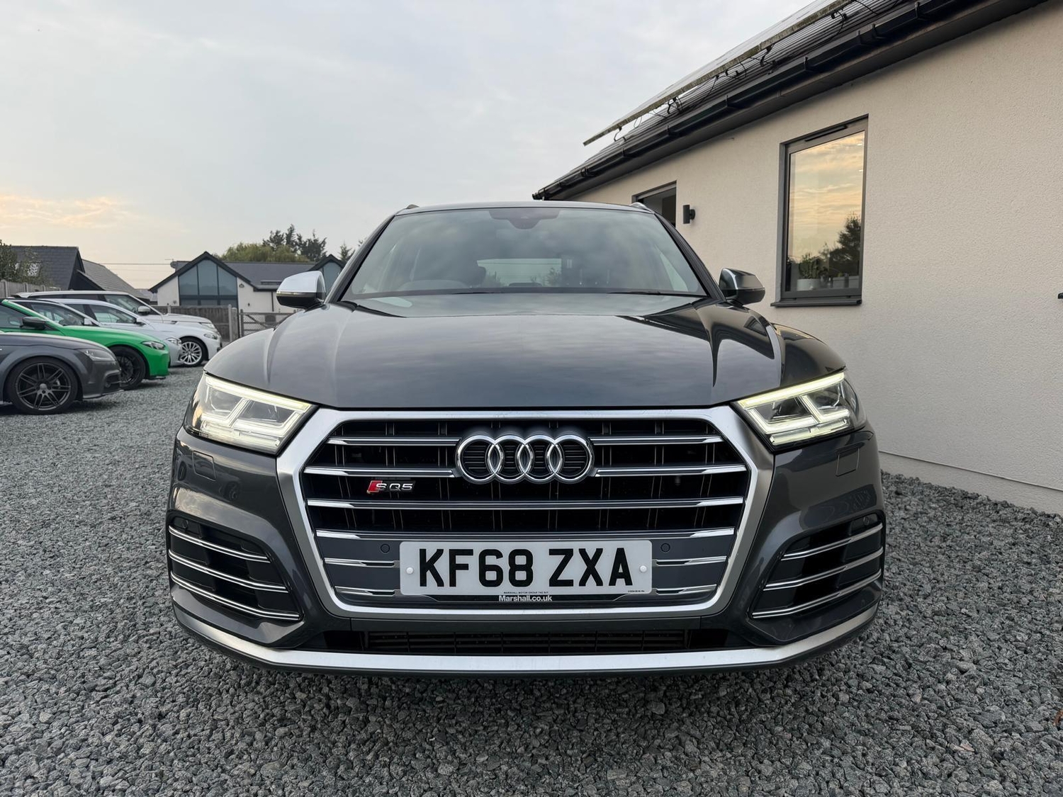 [ berth ]Audi SQ5