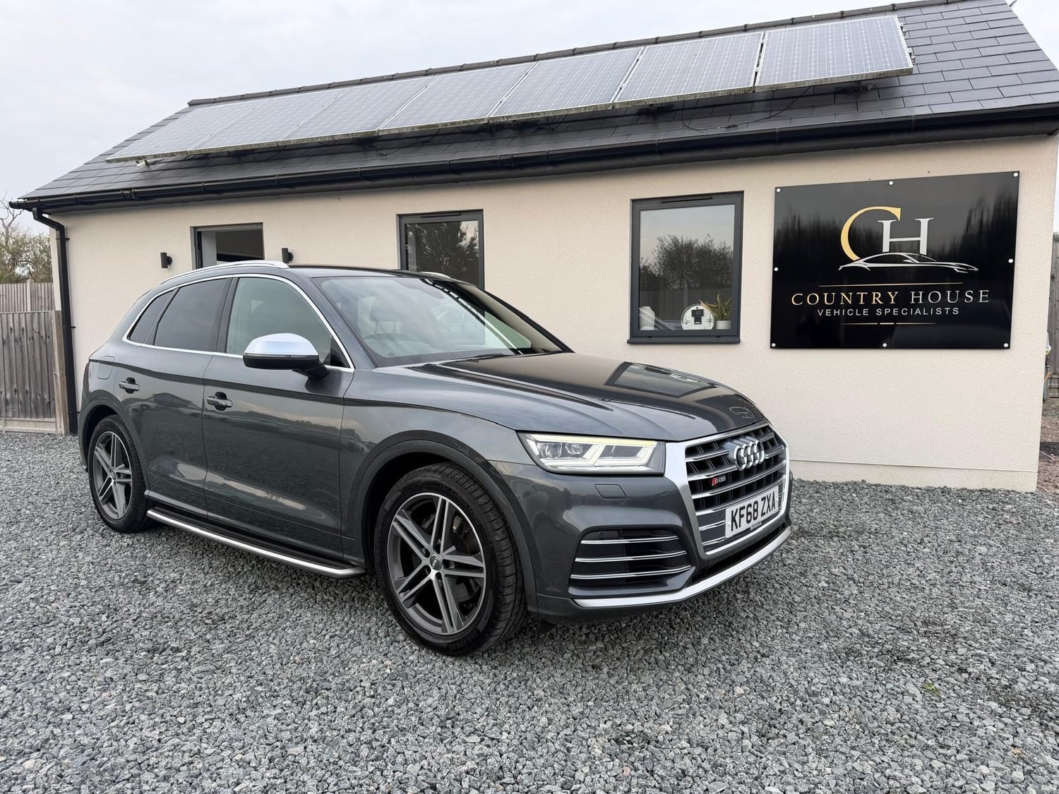 Audi SQ5 2019 - Cars