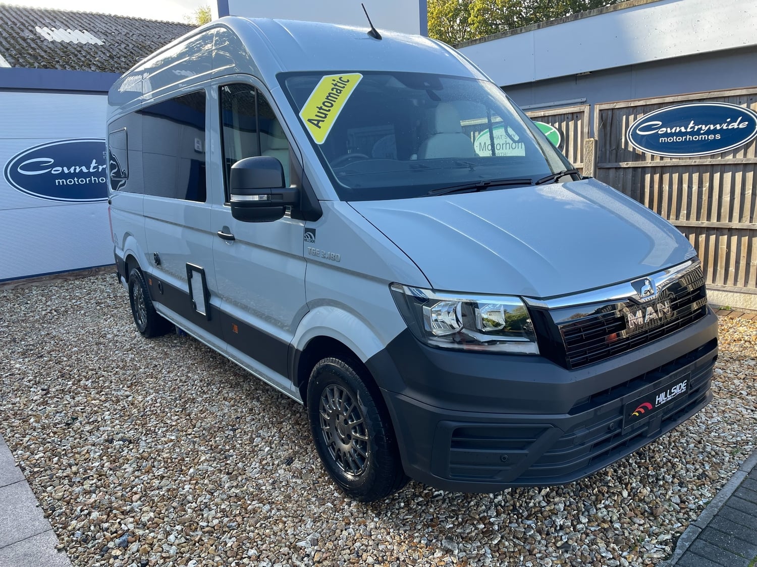 Hillside Leisure Hopton RL 2027 - Motorhomes & Caravans in Poole