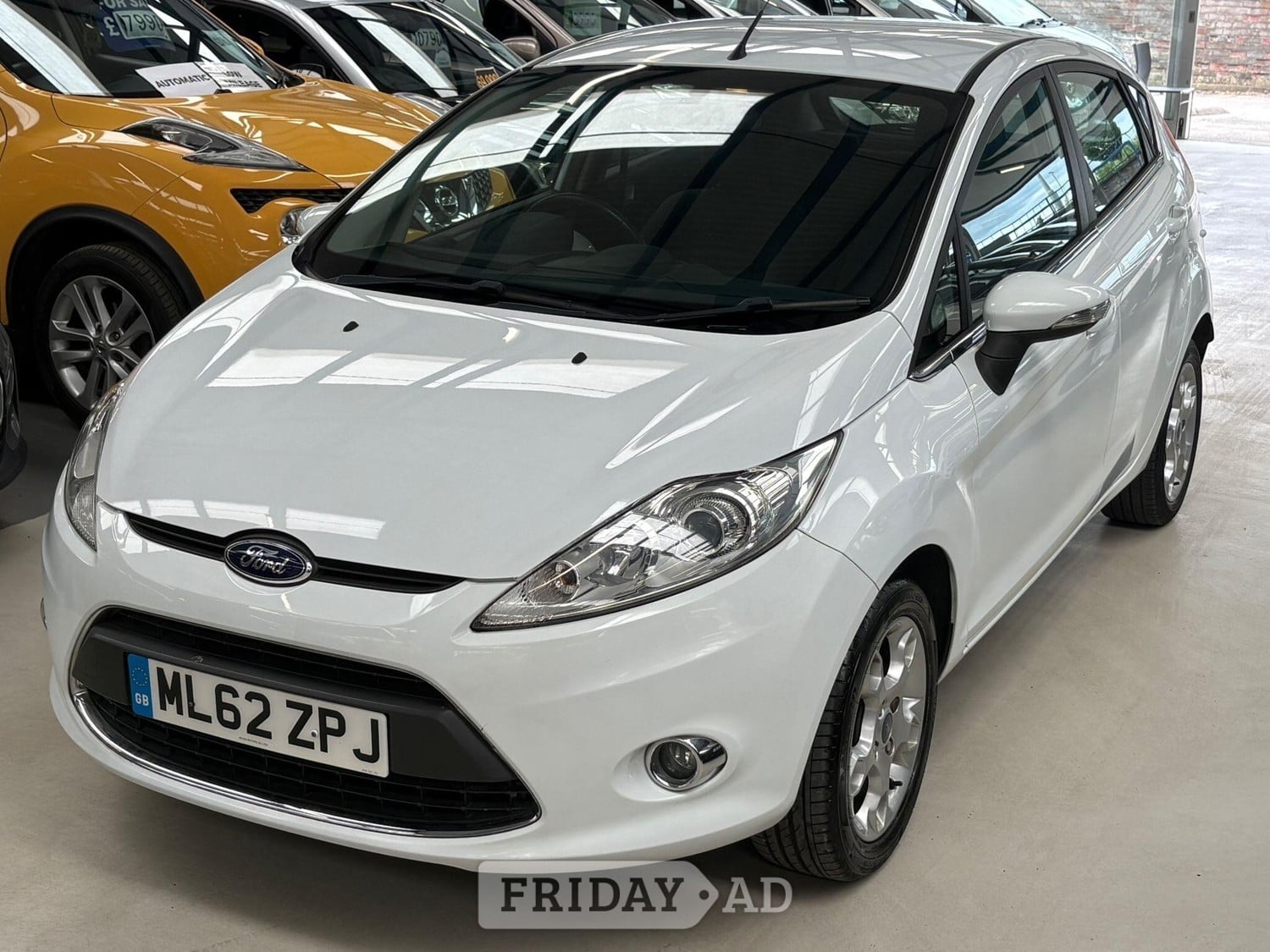 [ berth ]Ford Fiesta