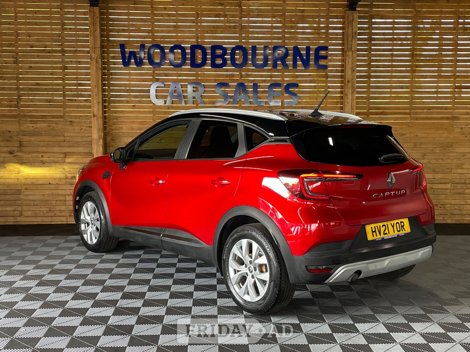 [ berth ]Renault Captur