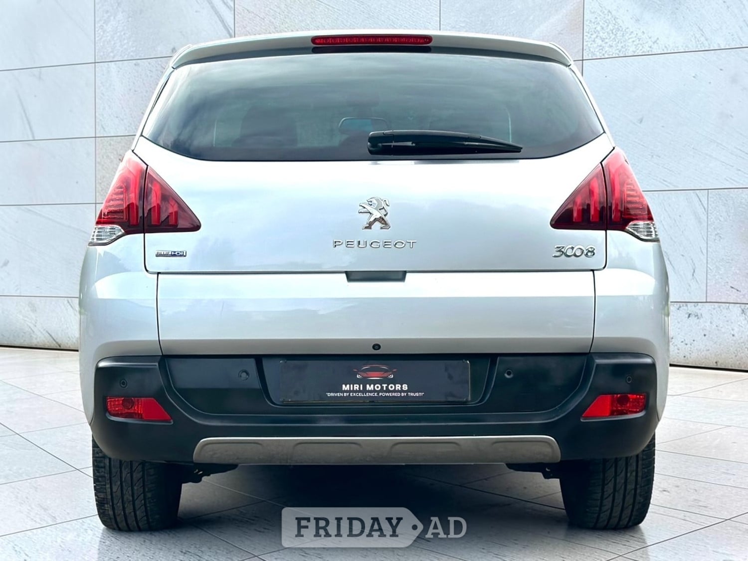 [ berth ]Peugeot 3008