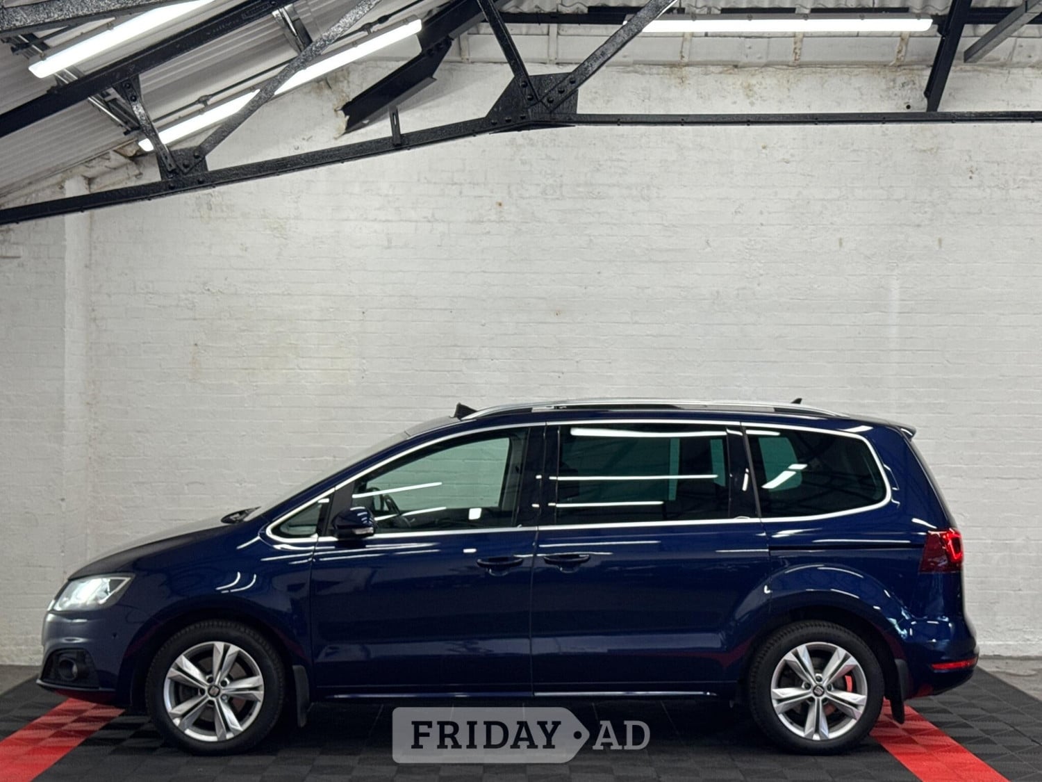 [ berth ]SEAT Alhambra