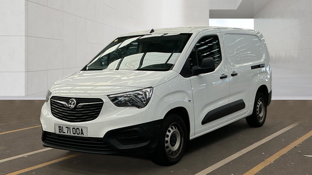[ berth ]Vauxhall Combo
