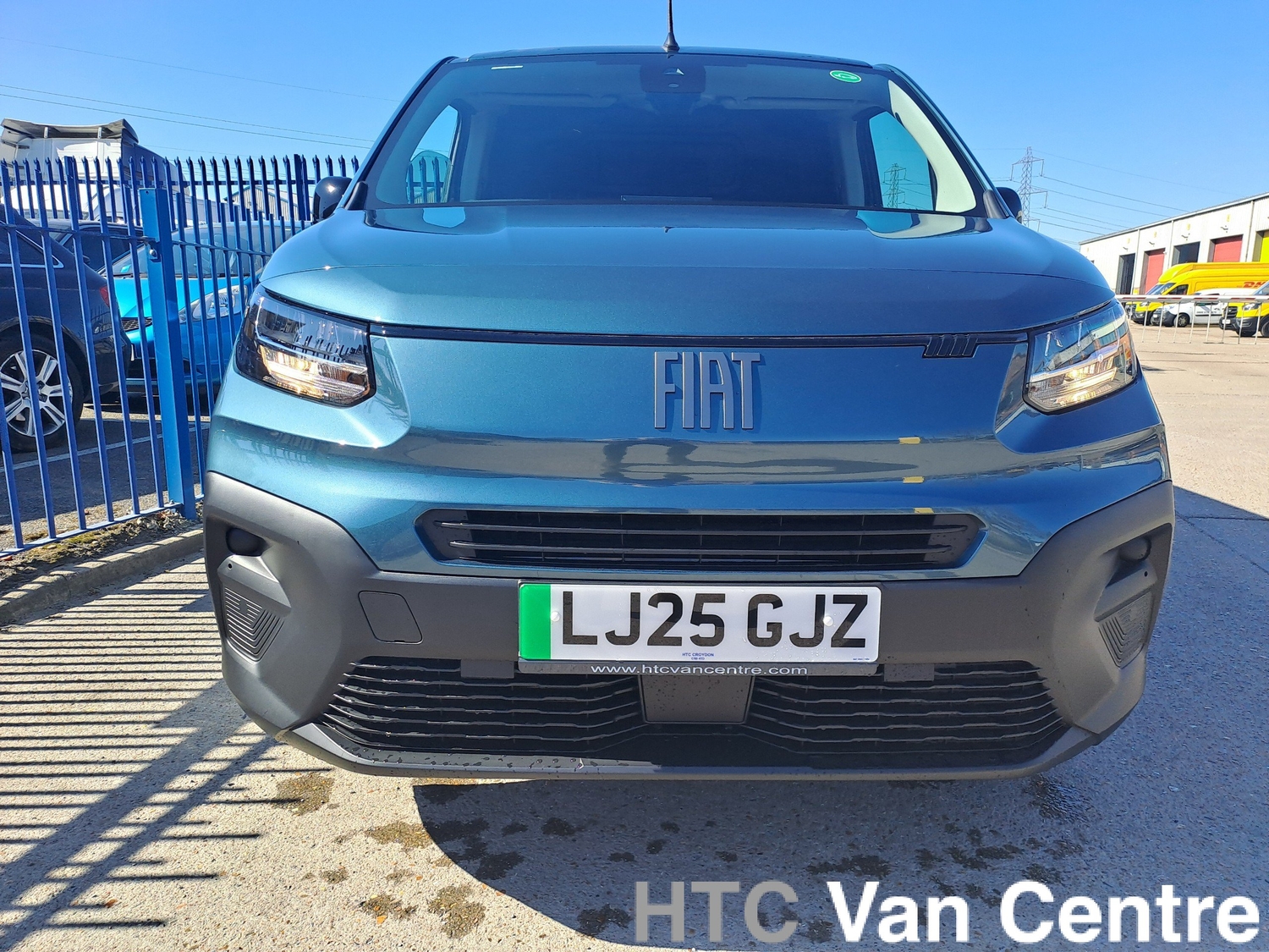 [ berth ]Fiat e-Doblo