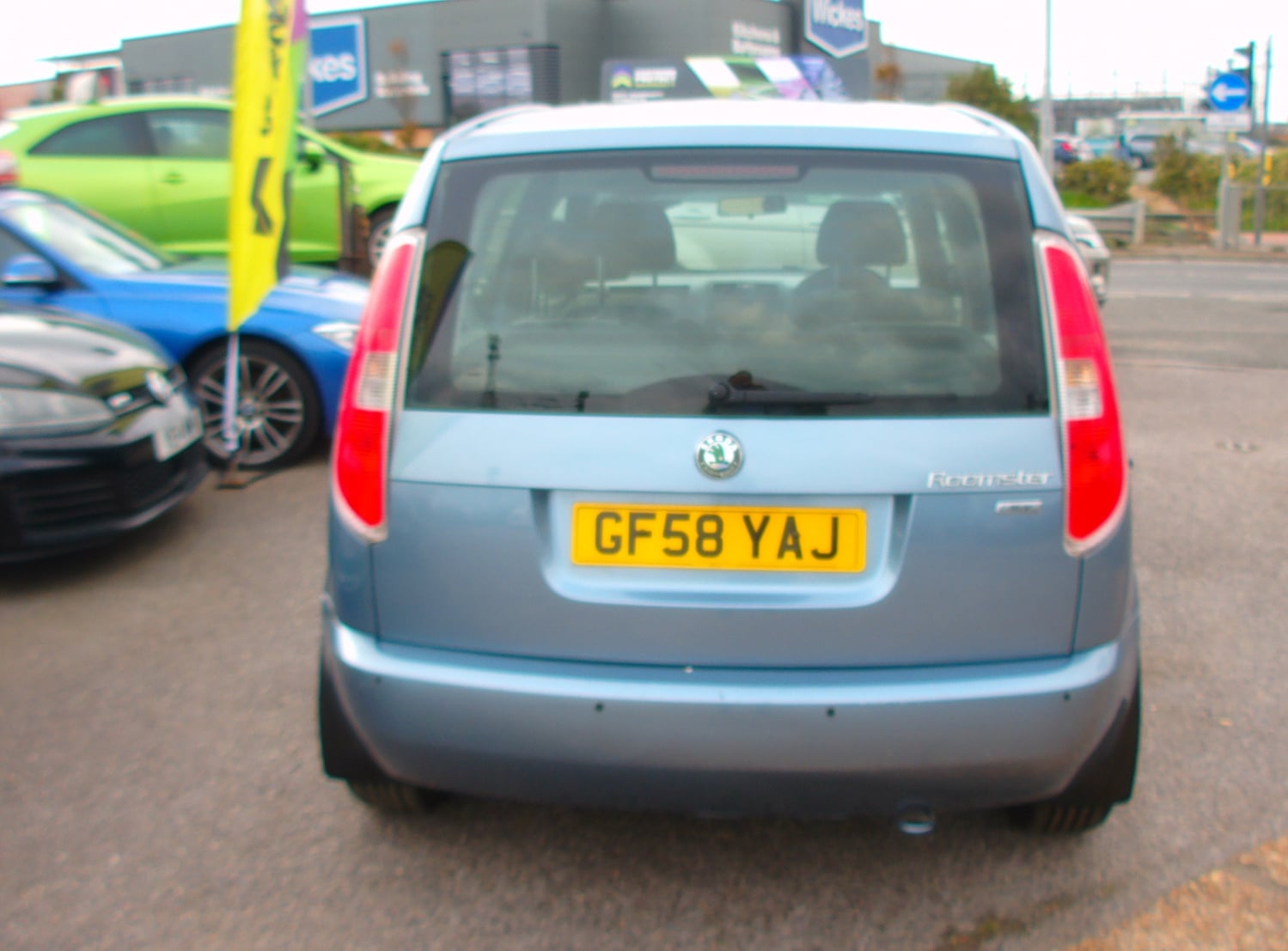 Skoda Roomster 2008 - Cars
