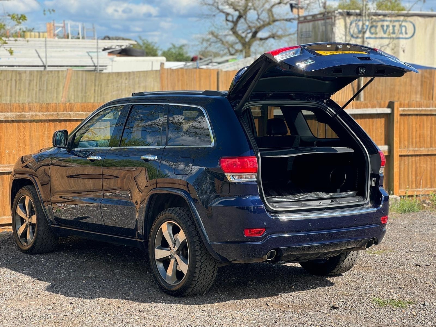 Jeep Grand Cherokee 2015 - Cars in St. Albans