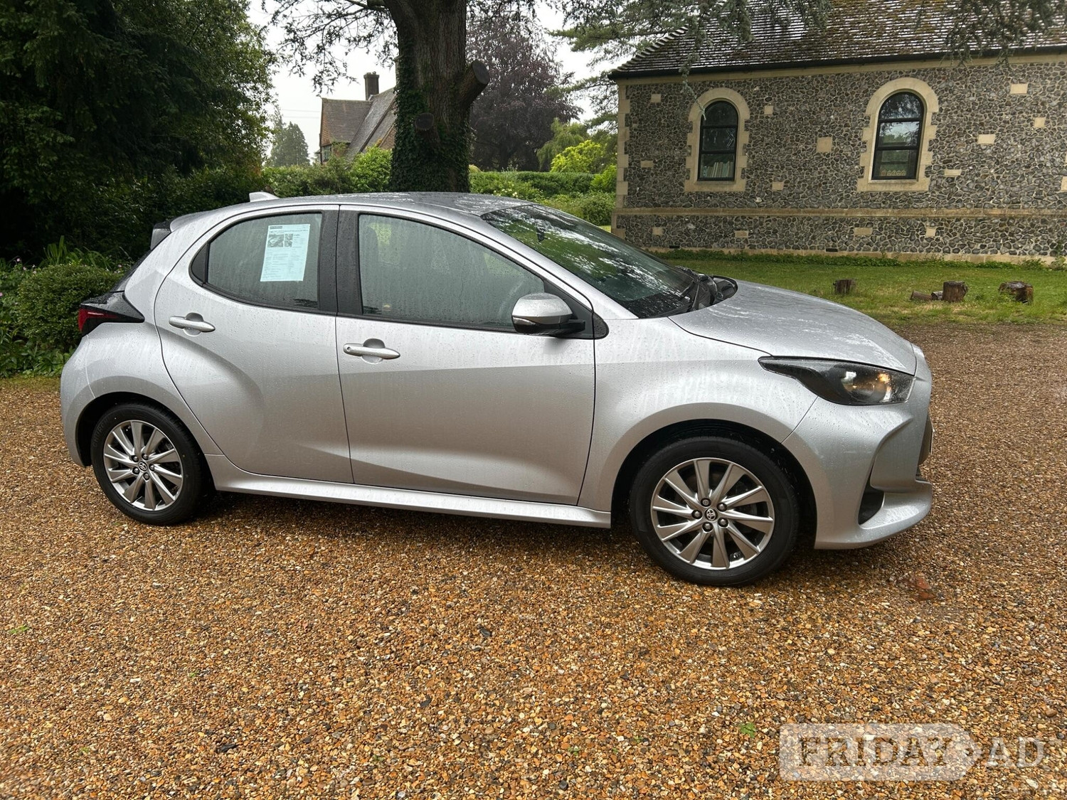 Toyota Yaris 2023 in Caterham