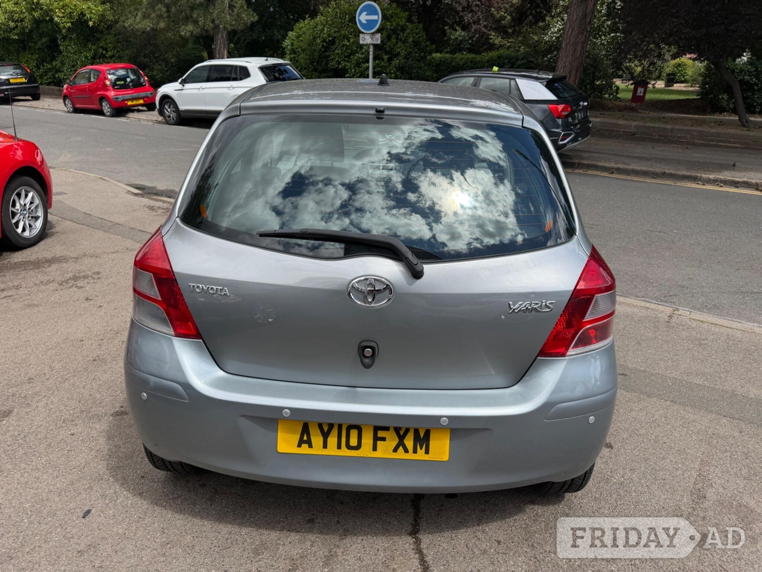 Toyota Yaris 2010 - Cars in Sutton