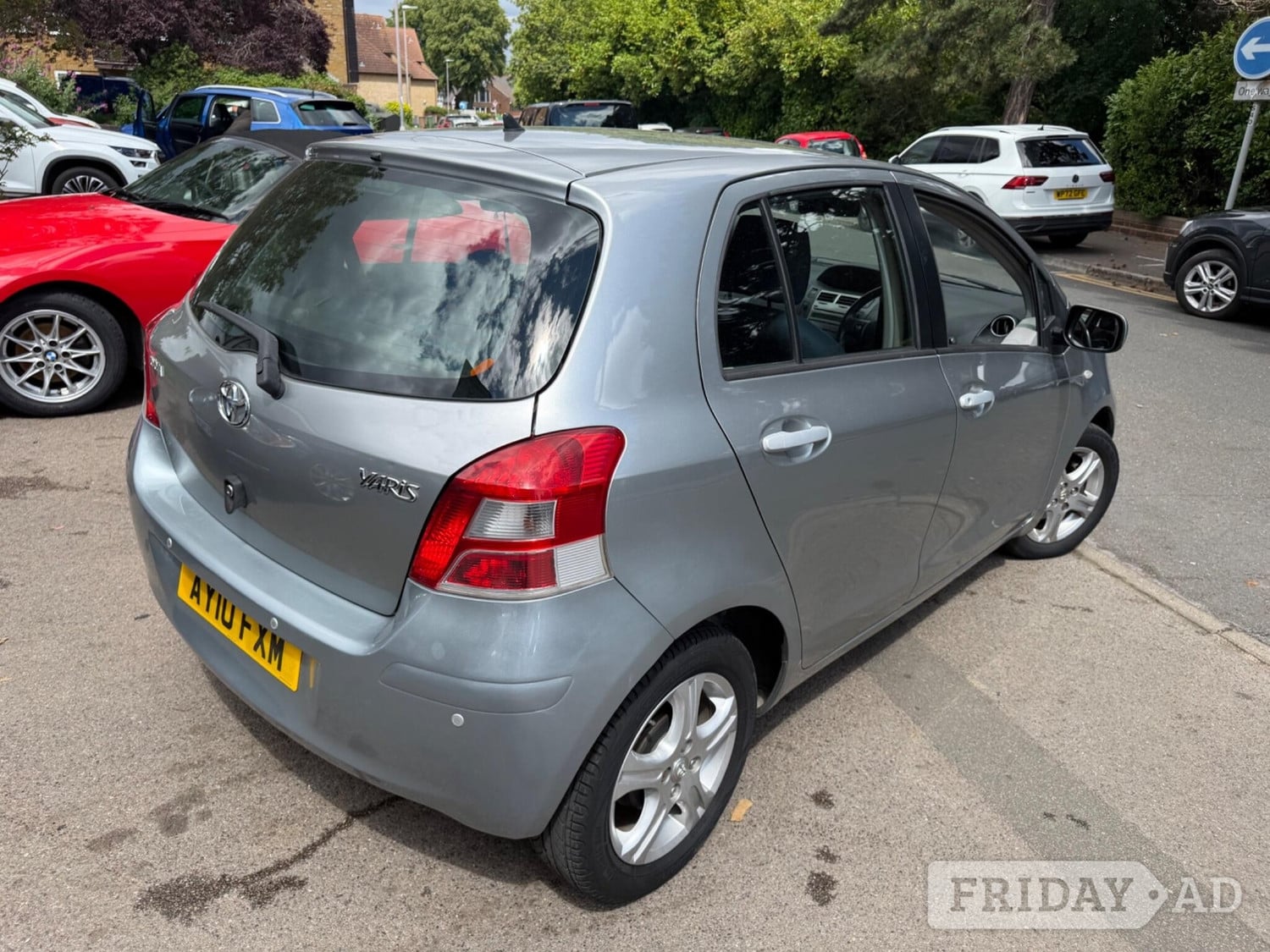 Toyota Yaris Sutton