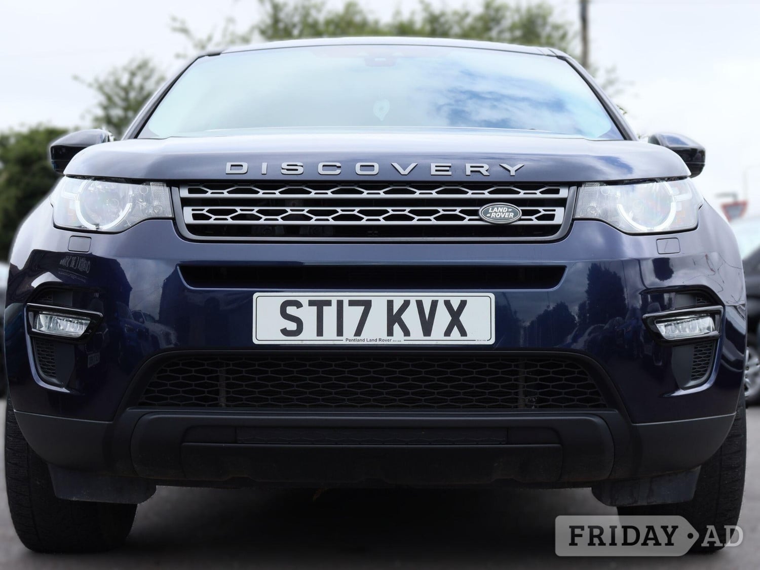 [ berth ]Land Rover Discovery Sport