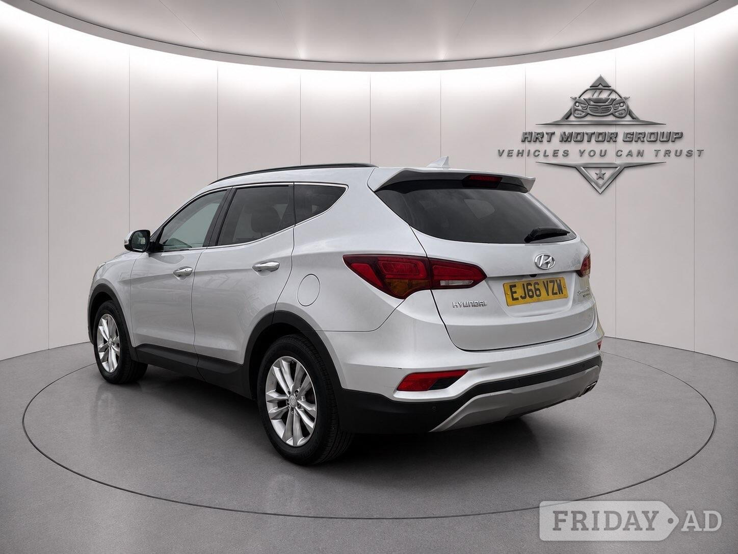 Hyundai Santa Fe 2016 - Cars in Hengoed