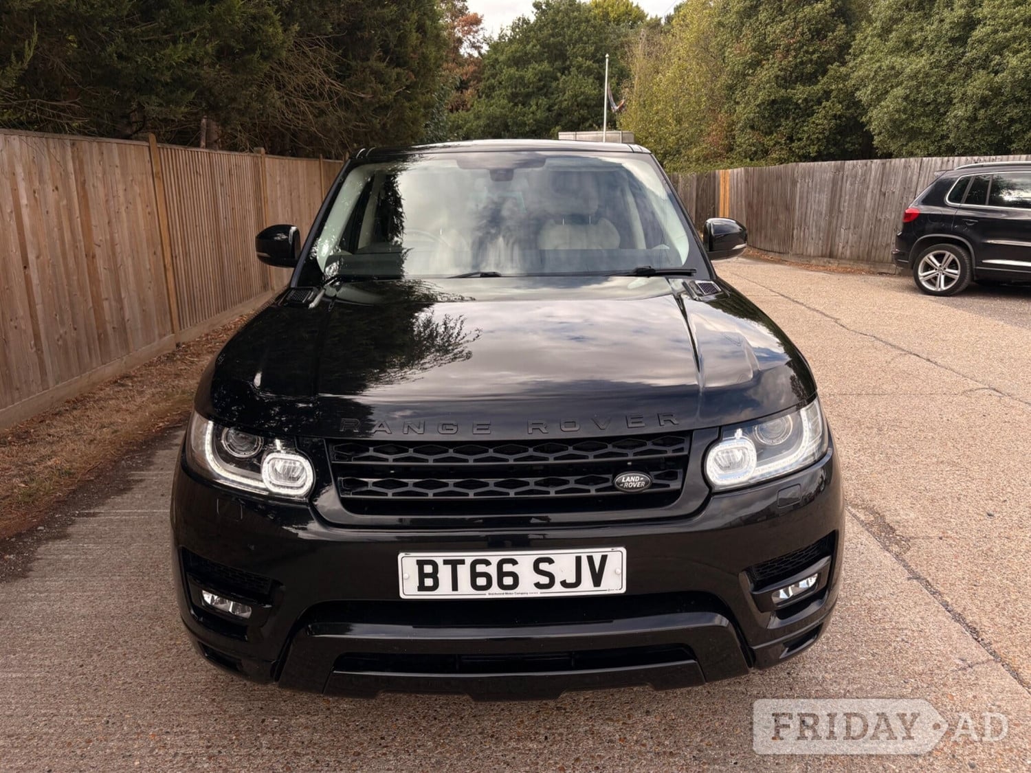 Land Rover Range Rover Sport 2016 - Cars in Tonbridge