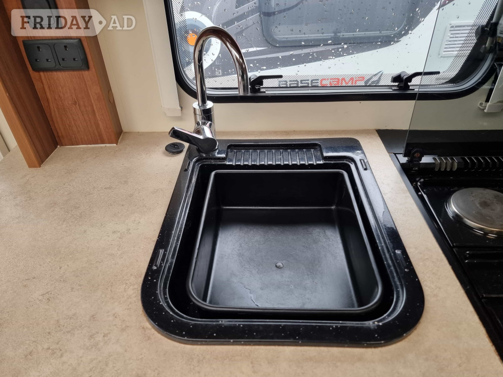 Elddis Affinity 574 2016 - Motorhomes & Caravans