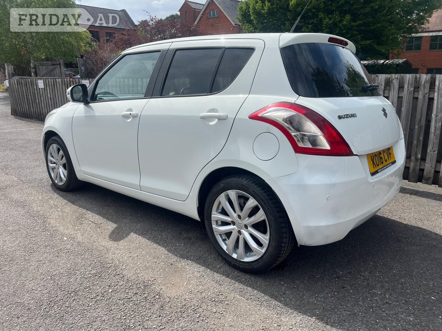Suzuki Swift 2016 - Cars in Fleet
