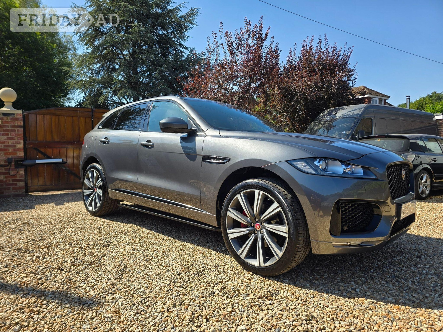 Jaguar F-Pace 2017 in Aldershot