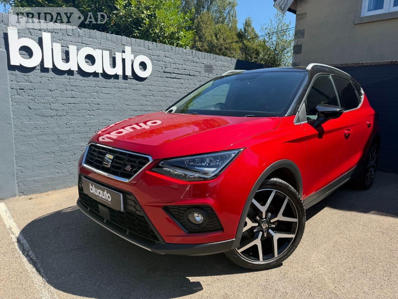 [ berth ]SEAT Arona