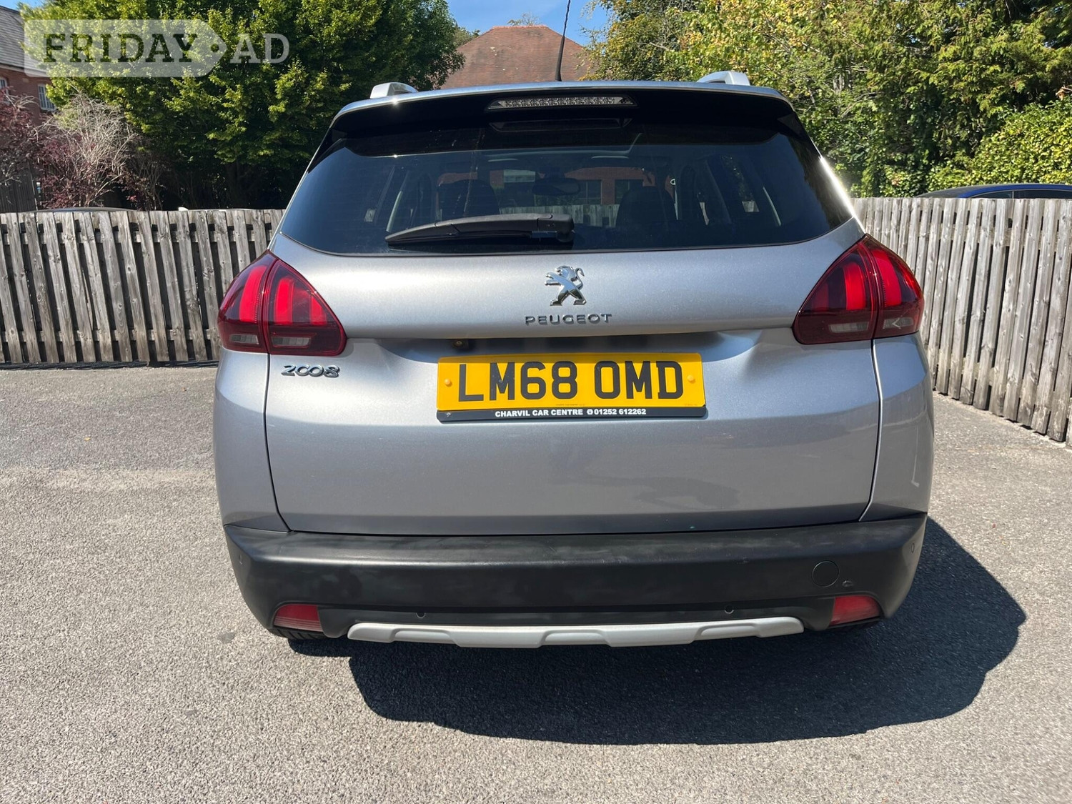 Peugeot 2008 2018 - Cars