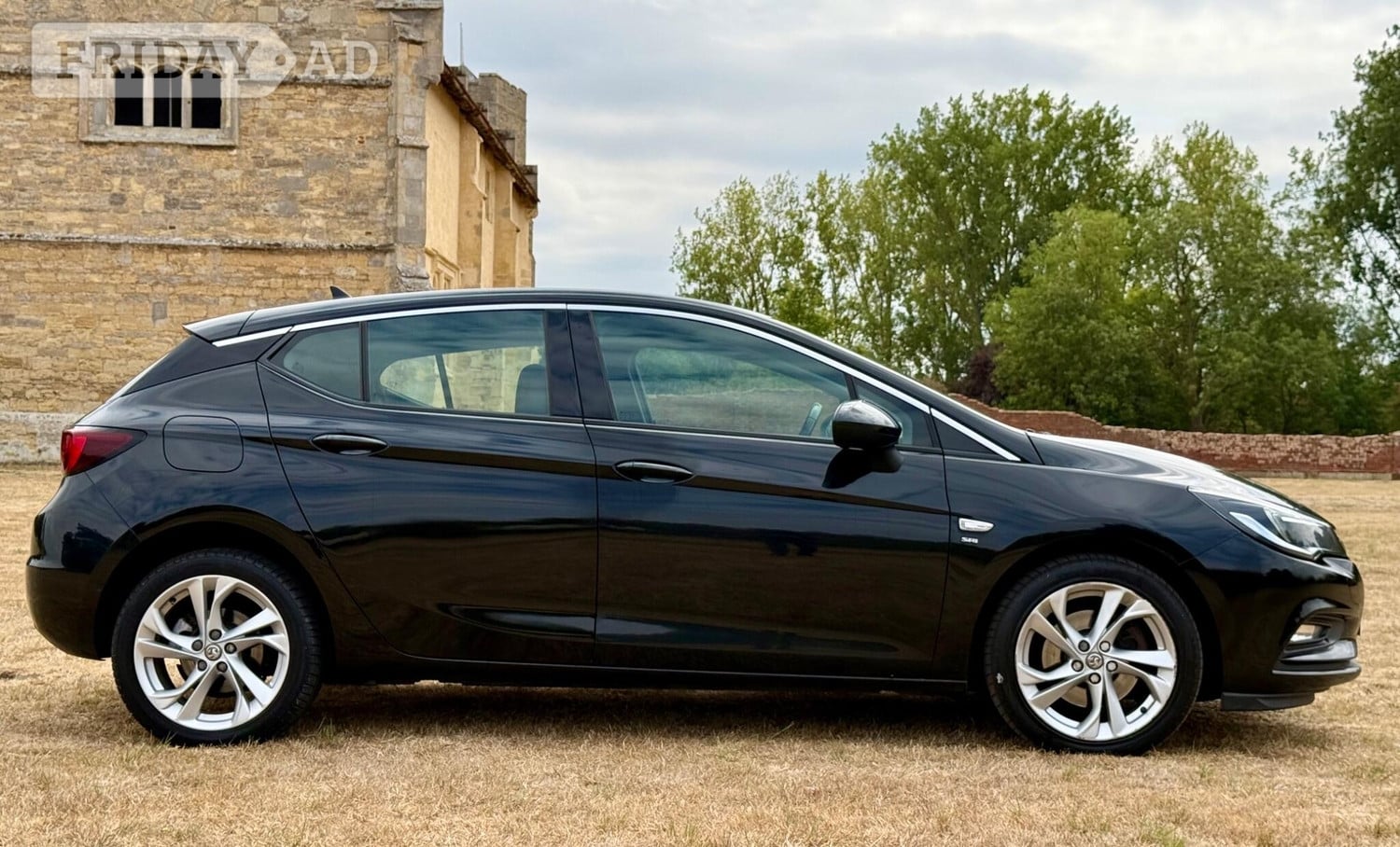 [ berth ]Vauxhall Astra