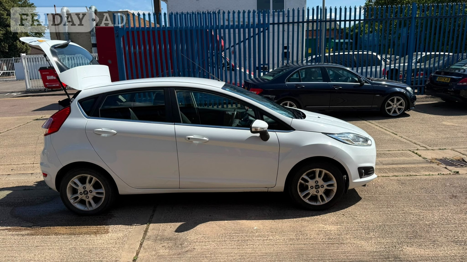 [ berth ]Ford Fiesta
