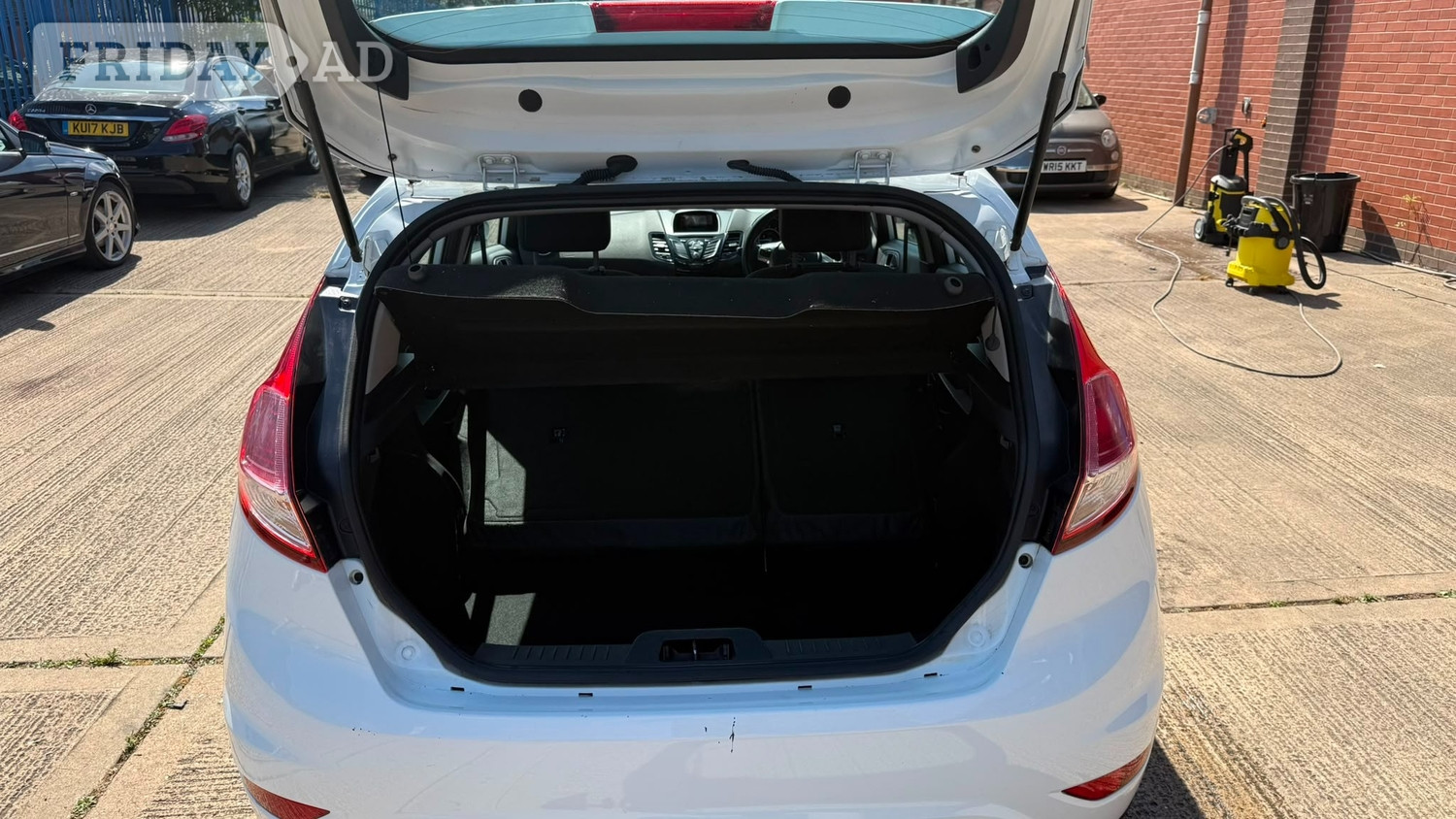 Ford Fiesta 2015 - Cars