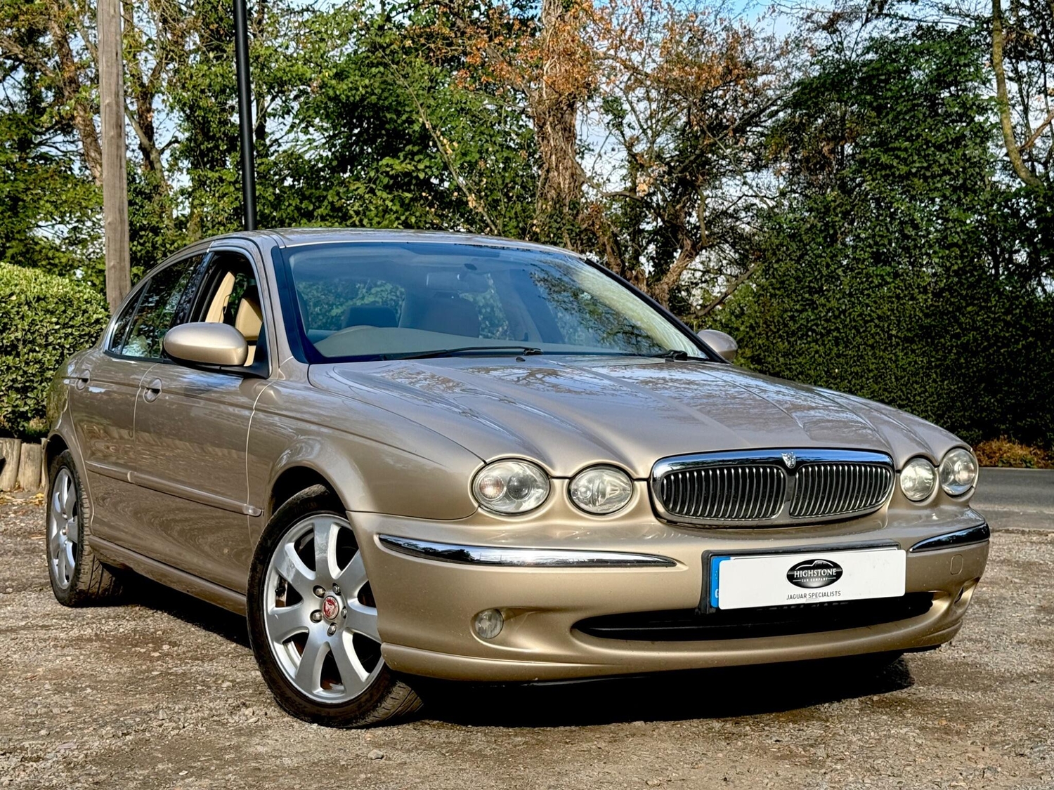Jaguar X-type 2004 in Enfield