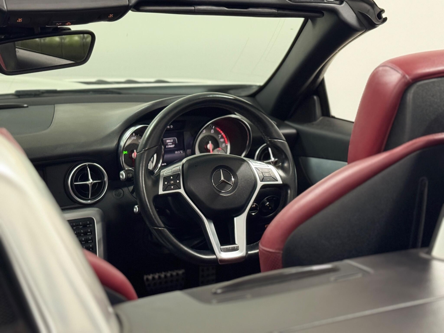 Mercedes-Benz SLK 2014 - Cars in Petersfield