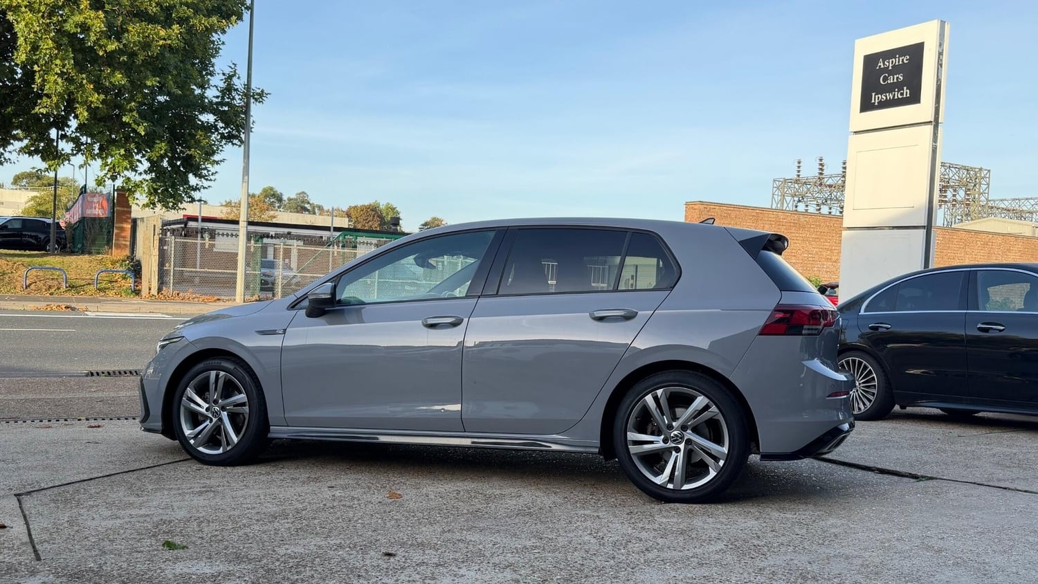 Volkswagen Golf 2020 - Cars in Ipswich