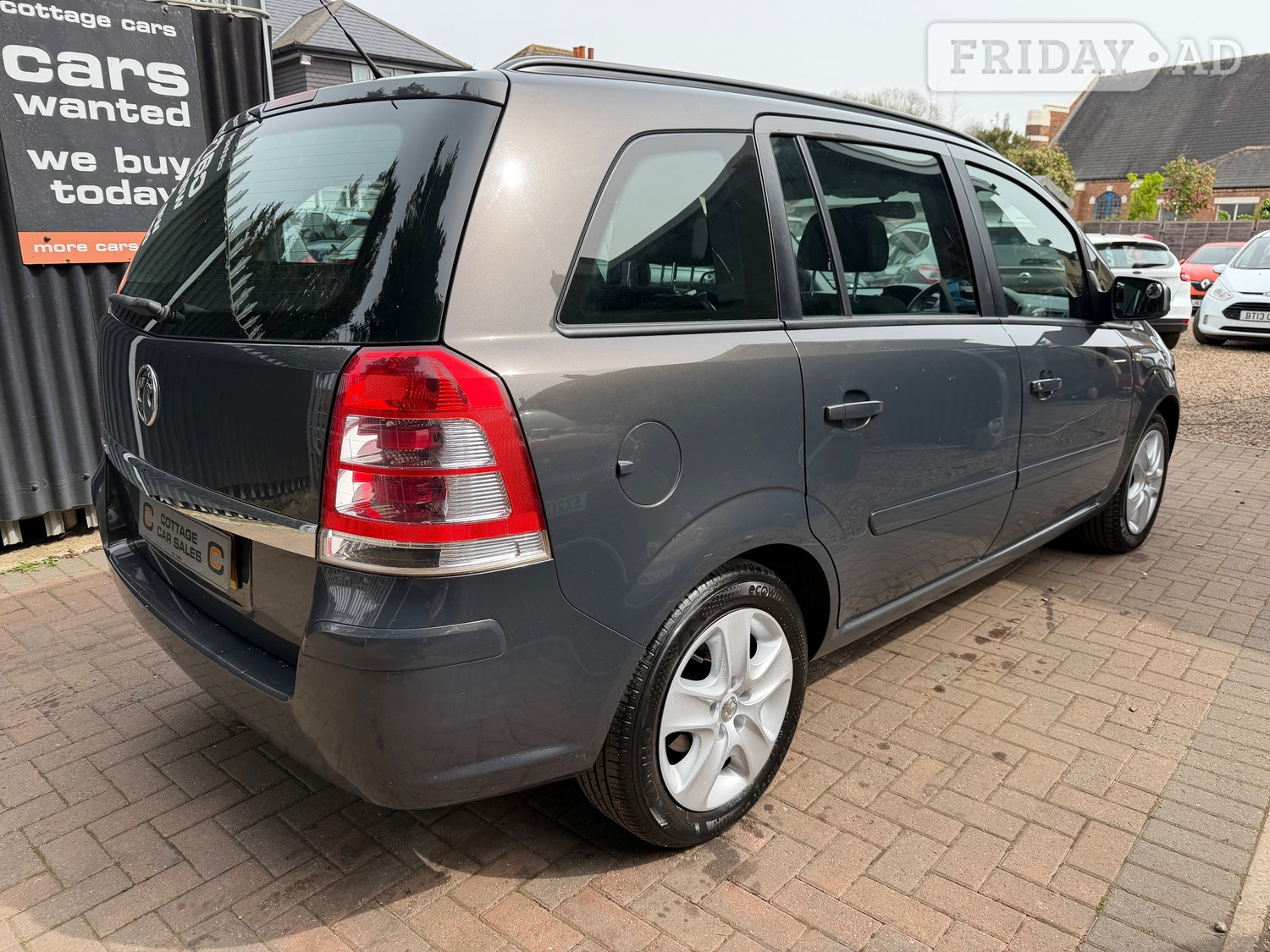 Vauxhall Zafira 2014 - Cars in Hayes
