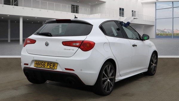 [ berth ]Alfa Romeo Giulietta