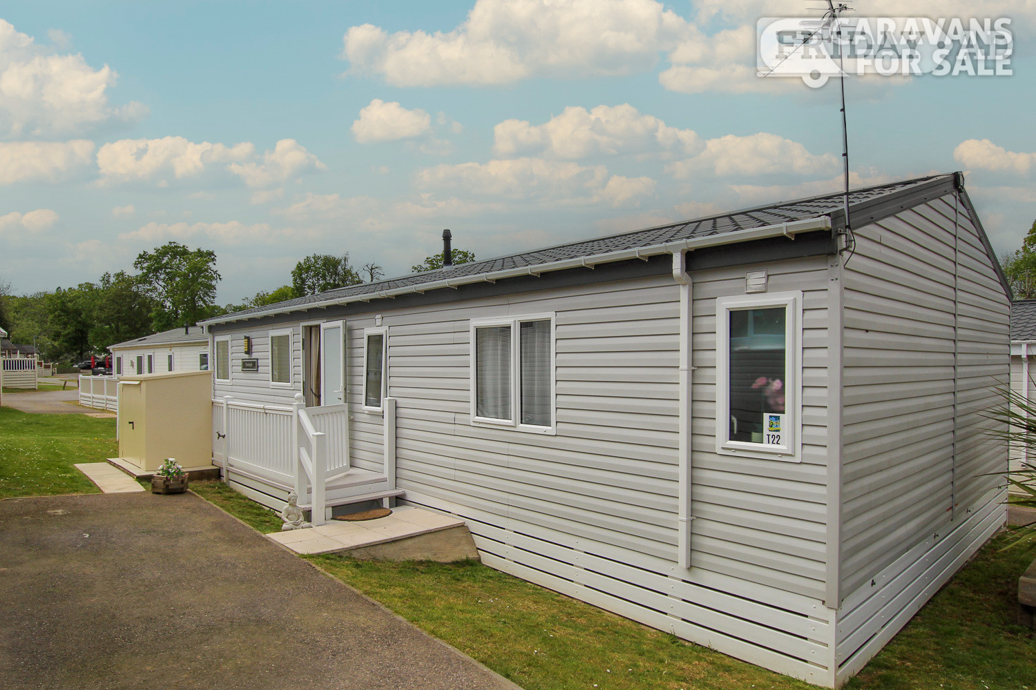 Willerby Everleigh Lodge 2019 sited at Coghurst Hall, Hastings