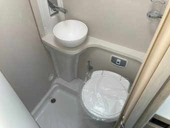 Elddis Autoquest CV40 60th Edition 2025 for sale