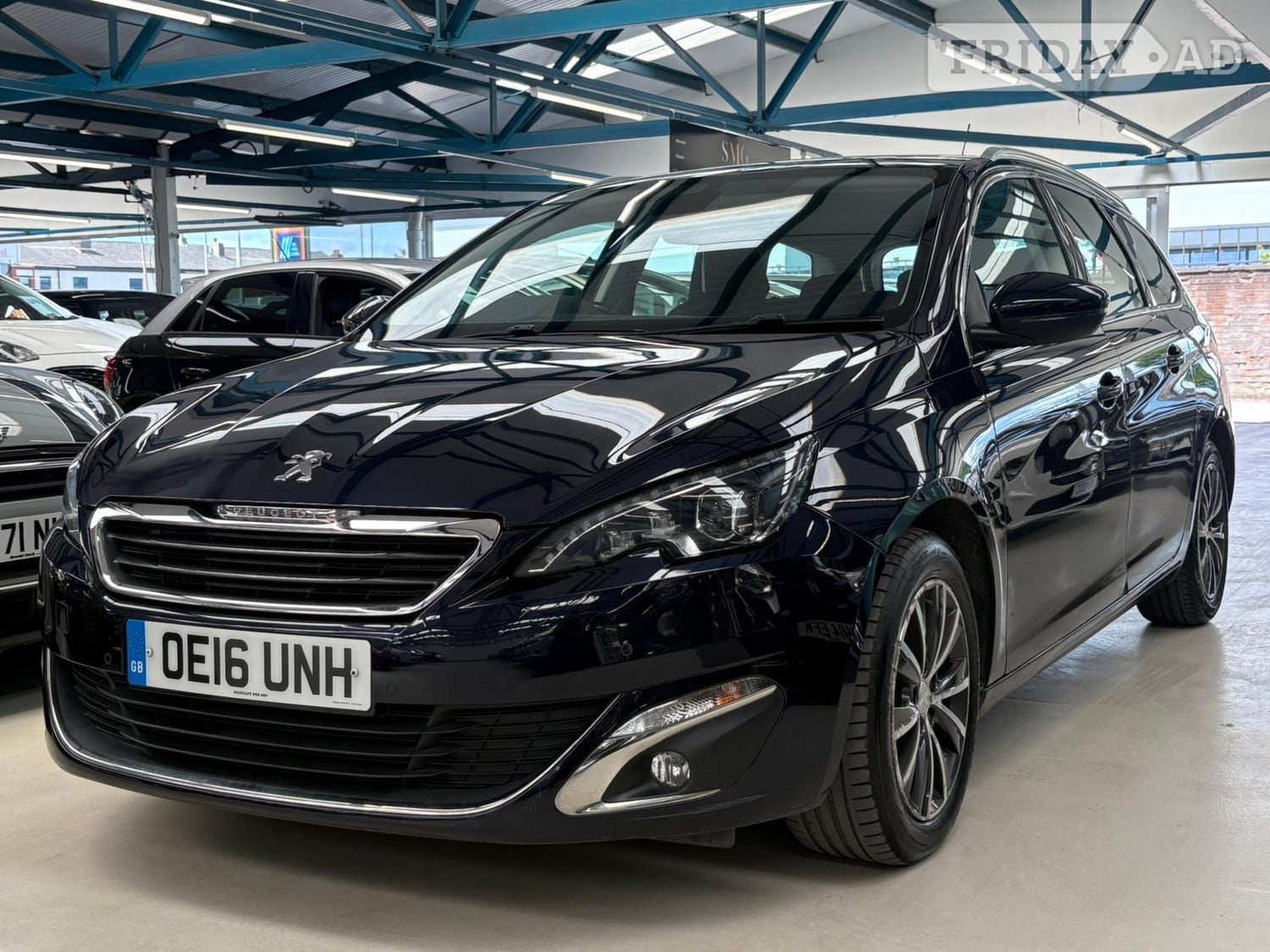 [ berth ]Peugeot 308 SW