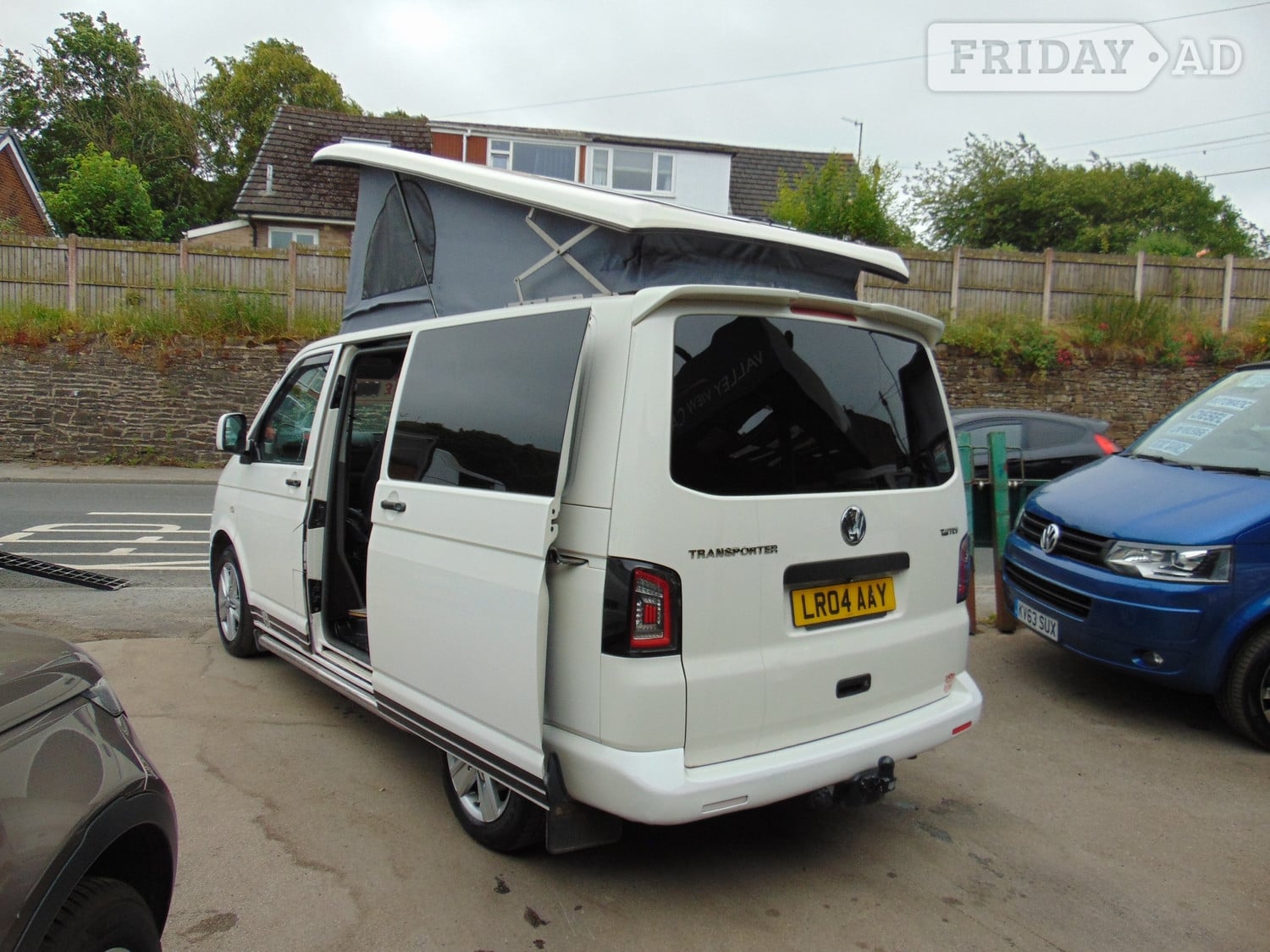 Volkswagen Transporter 2004 - Vans & Commercial Vehicles in Keighley