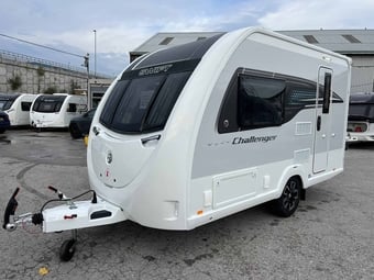 Swift Challenger 390 2027