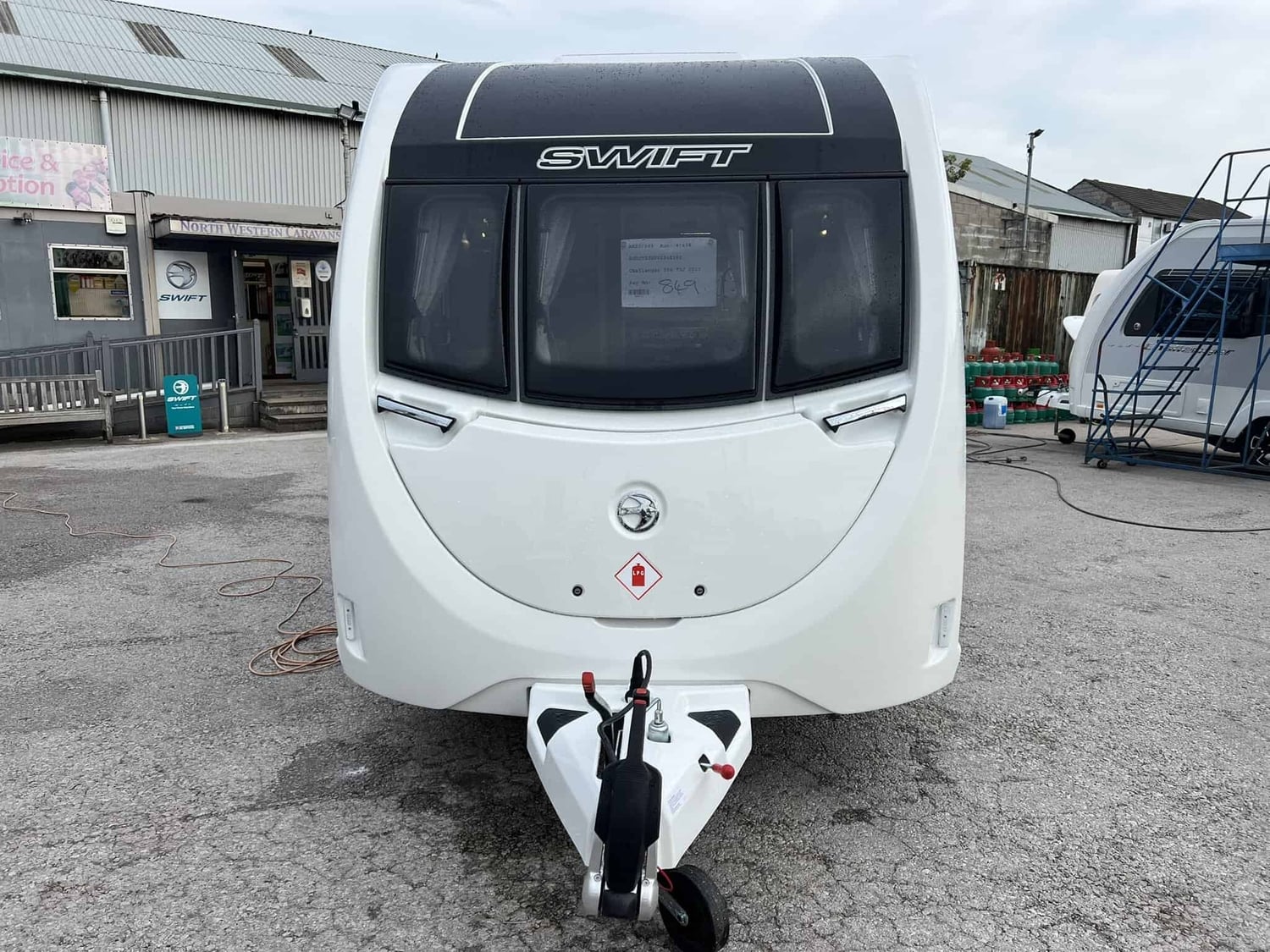 [ berth ]Swift Challenger 390