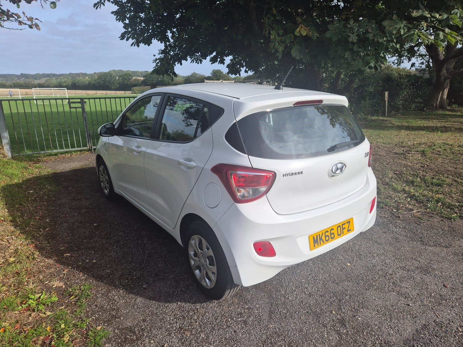 Hyundai i10 2016 - Cars in Alton