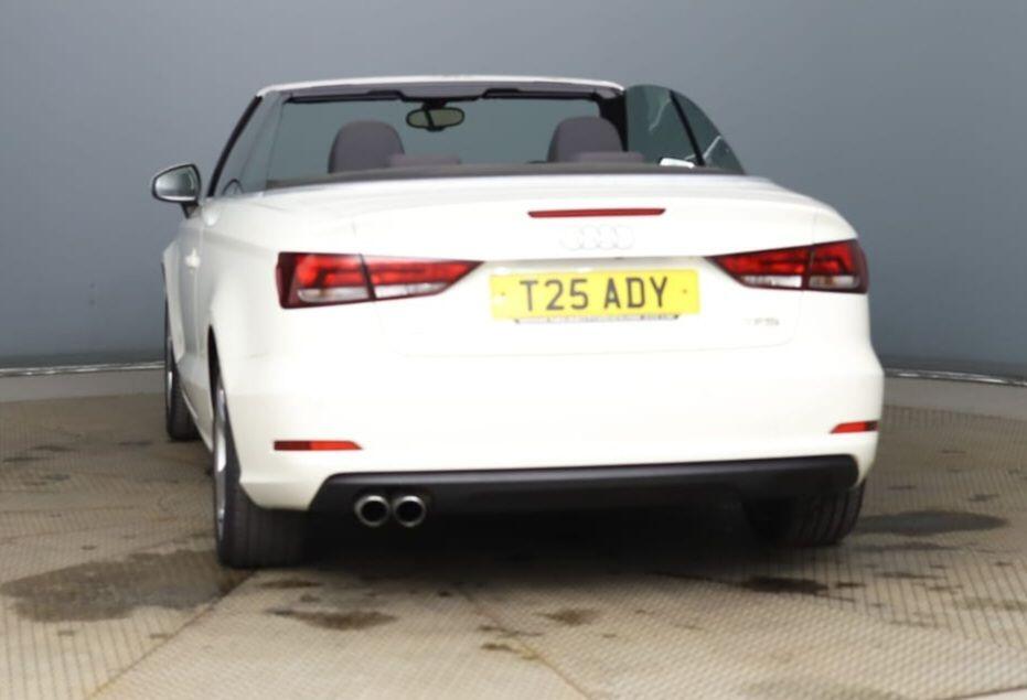 [ berth ]Audi A3 Cabriolet