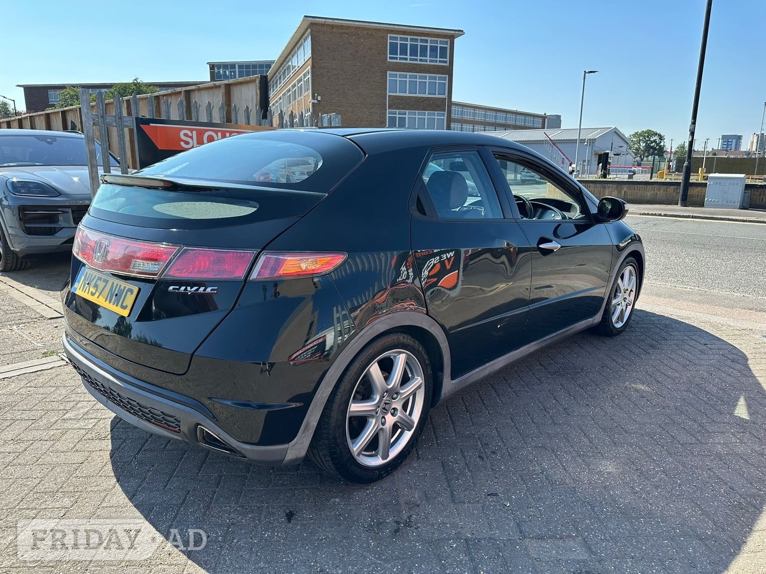 Honda Civic 2007 - Cars in Slough