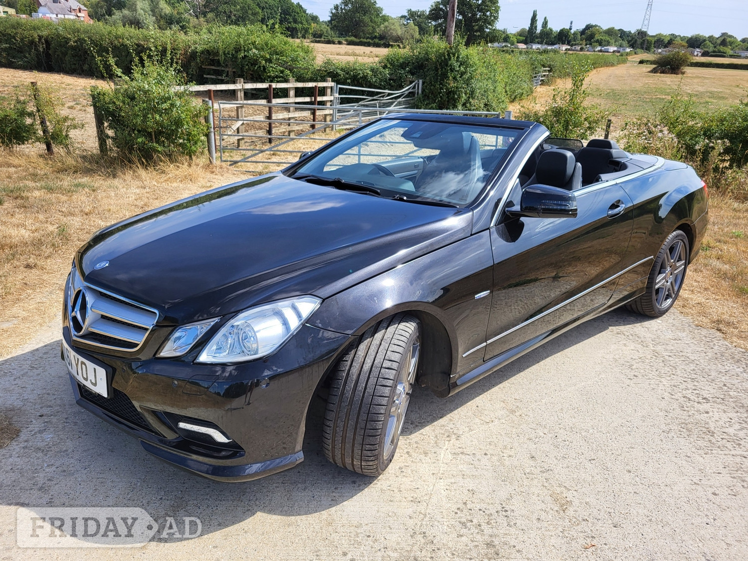 Mercedes-Benz E Class 2011 in Horley